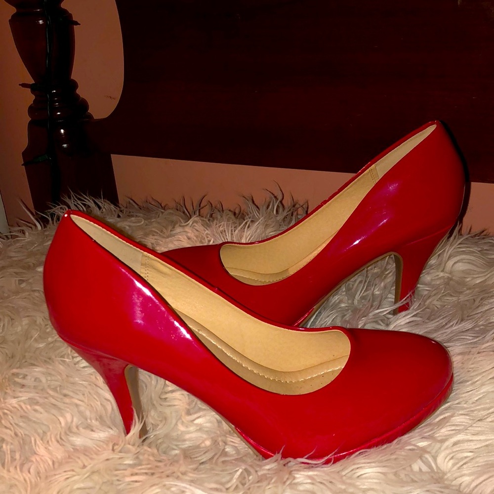 City classified comfort red HighHeels